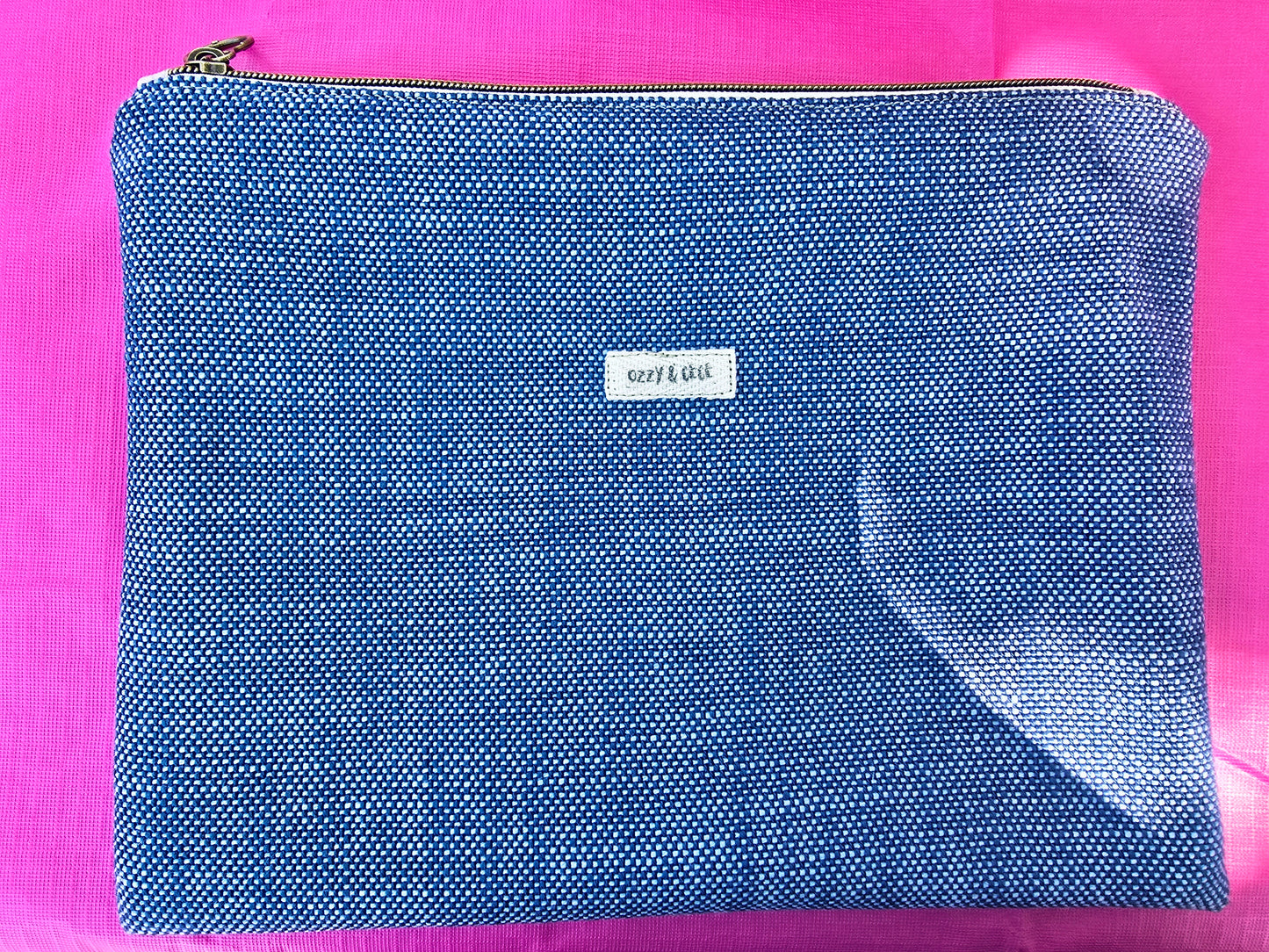Large Everyday Flat Zipper Pouches - Blue