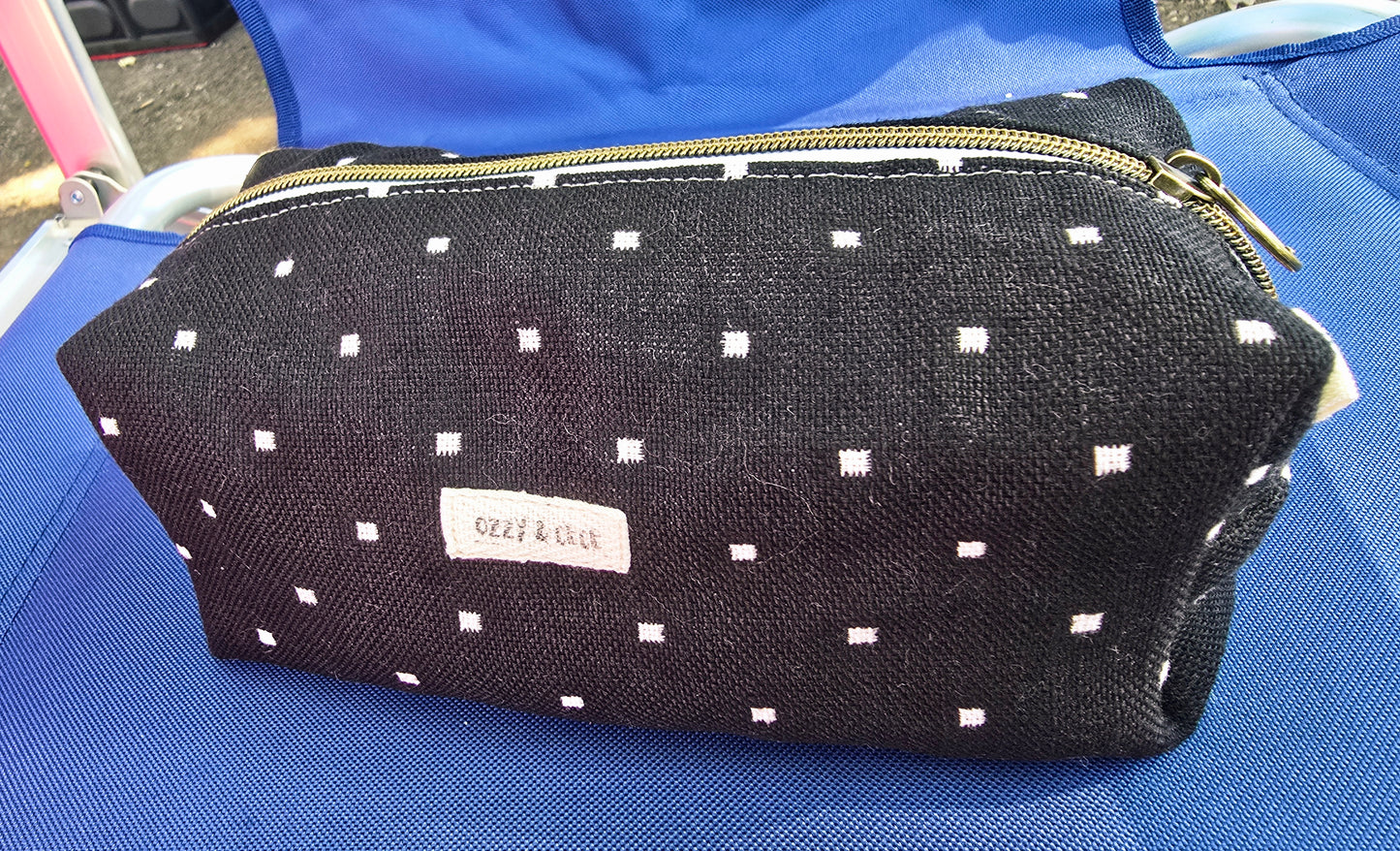Large Everyday Boxed Zipper Pouches - Black/Beige